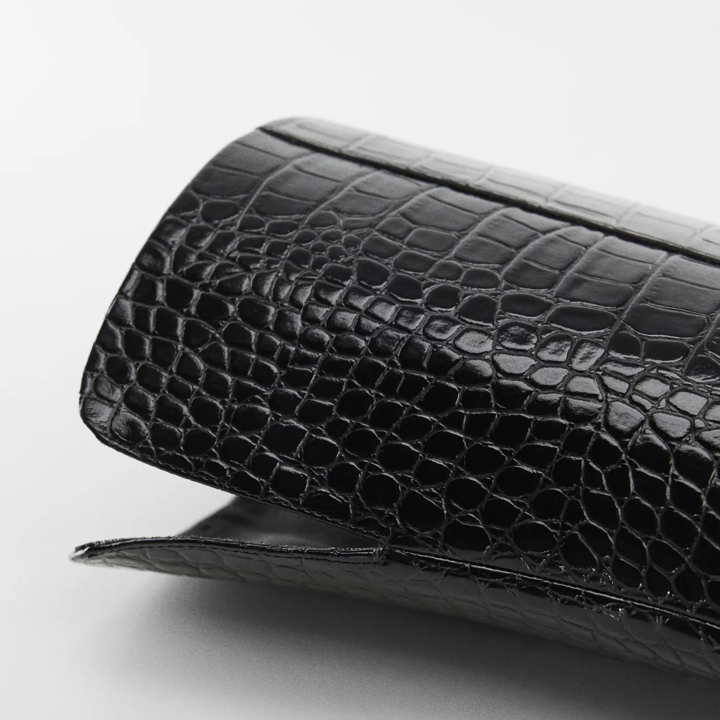 Black Croc-Effect Based Stiletto Boots - Image 3